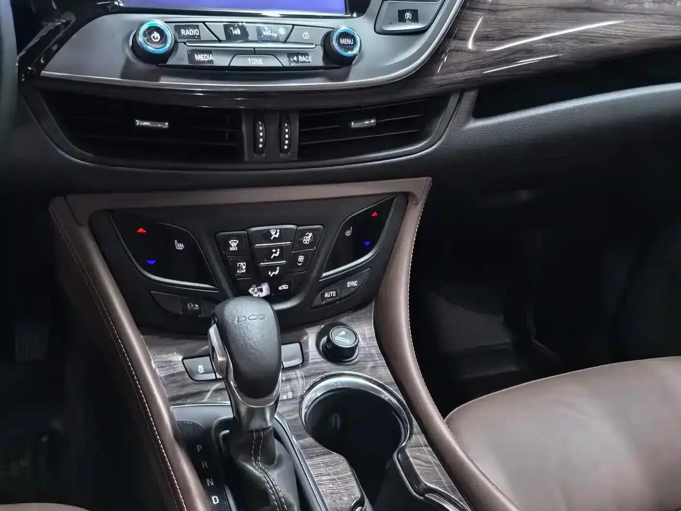 Envision Plus 2016 20T 2WD Elite — миниатюра 10