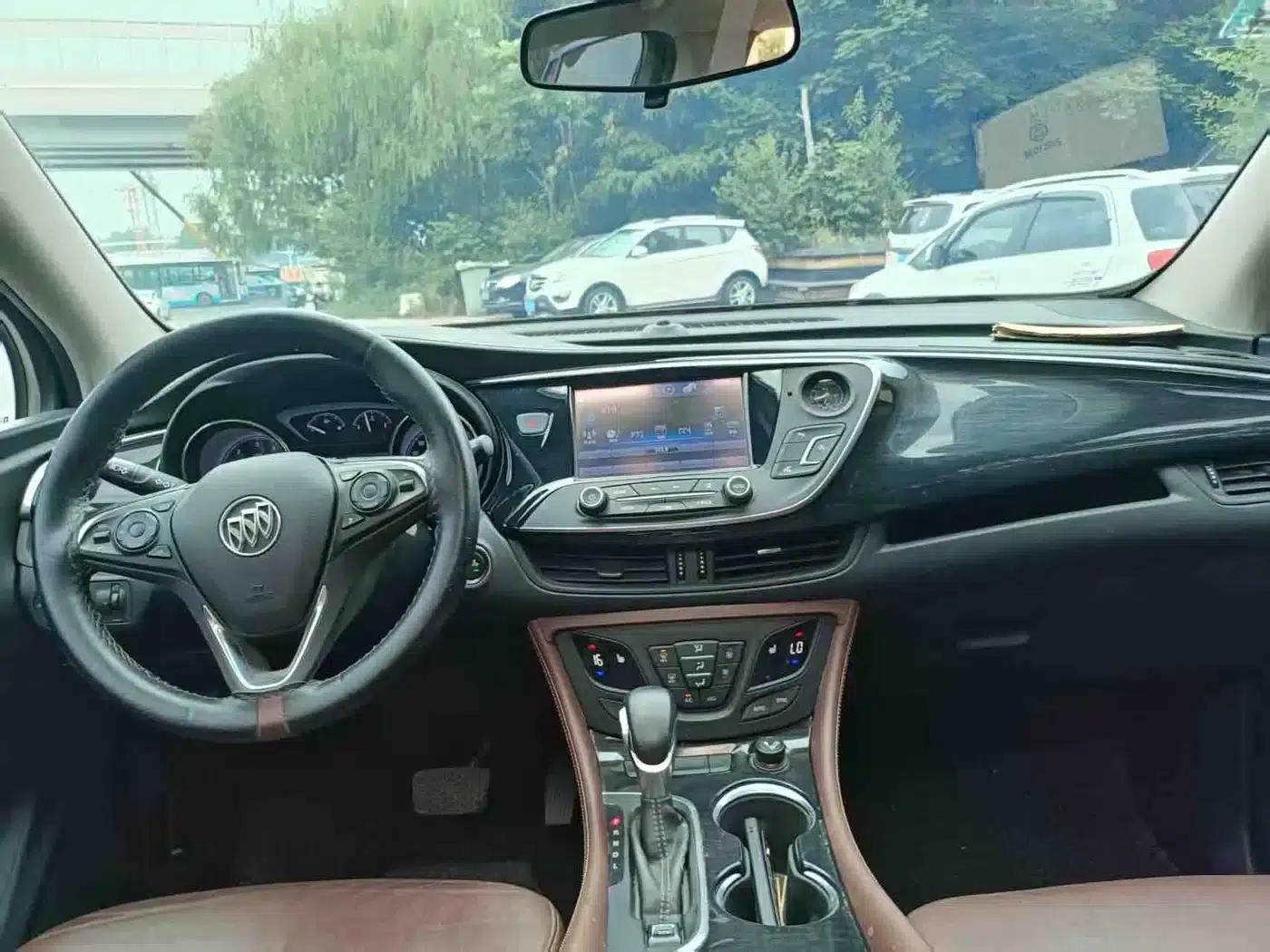 2018 Buick Envision Plus 20T 2WD Luxury — миниатюра 11