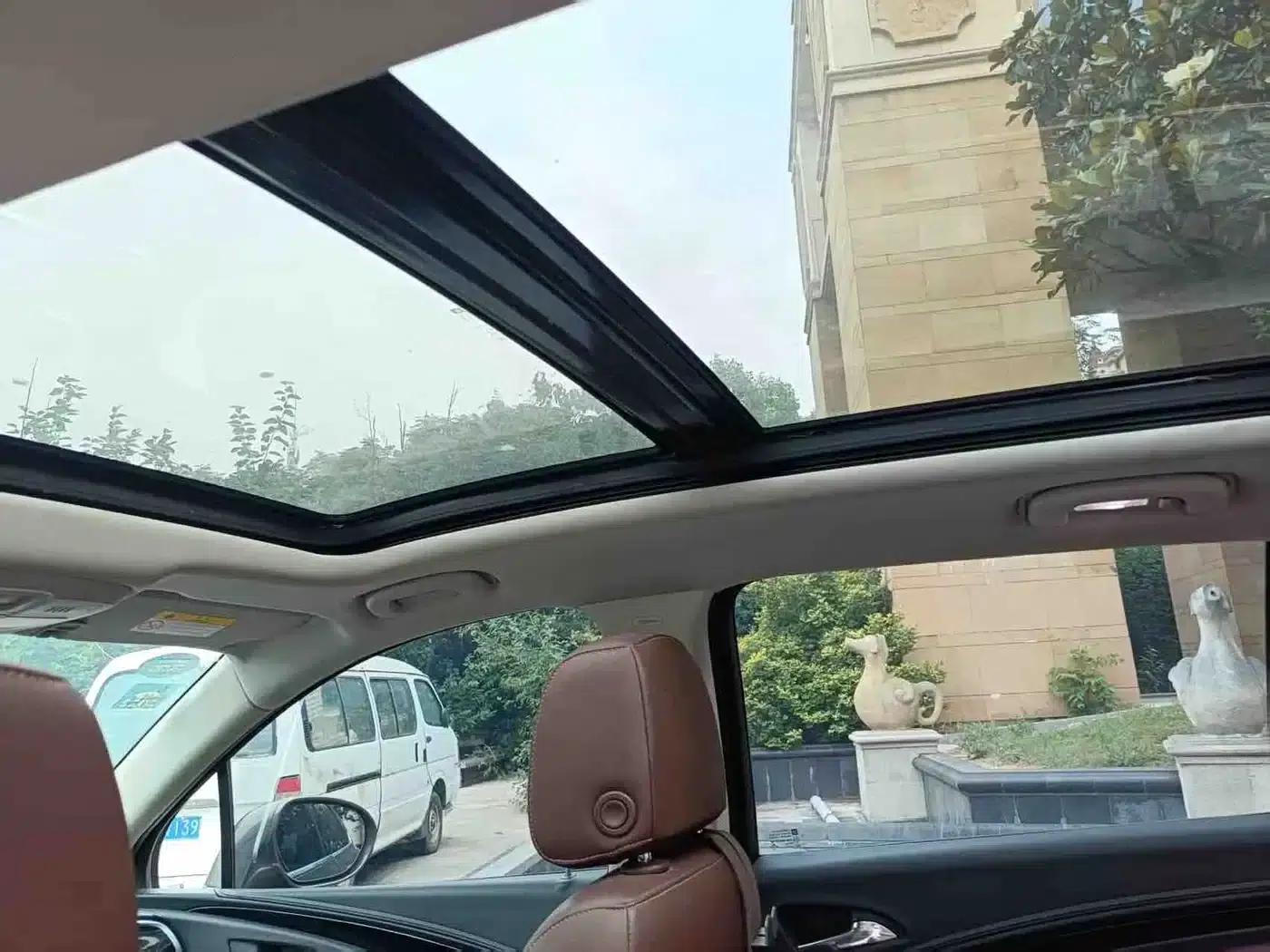 2018 Buick Envision Plus 20T 2WD Luxury — миниатюра 8