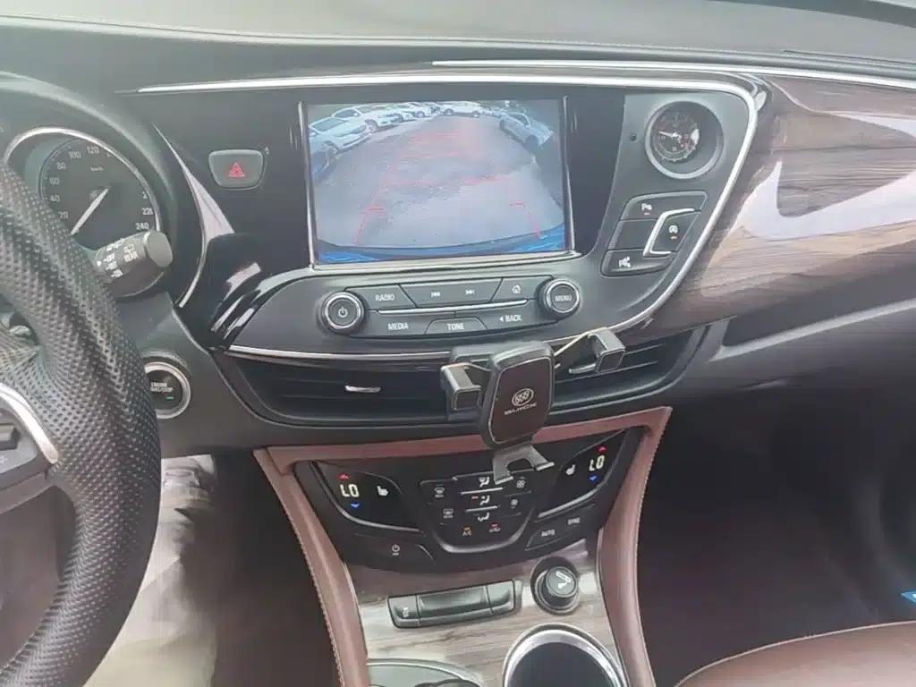 2017 Buick Envision Plus 20T 2WD Luxury — миниатюра 13