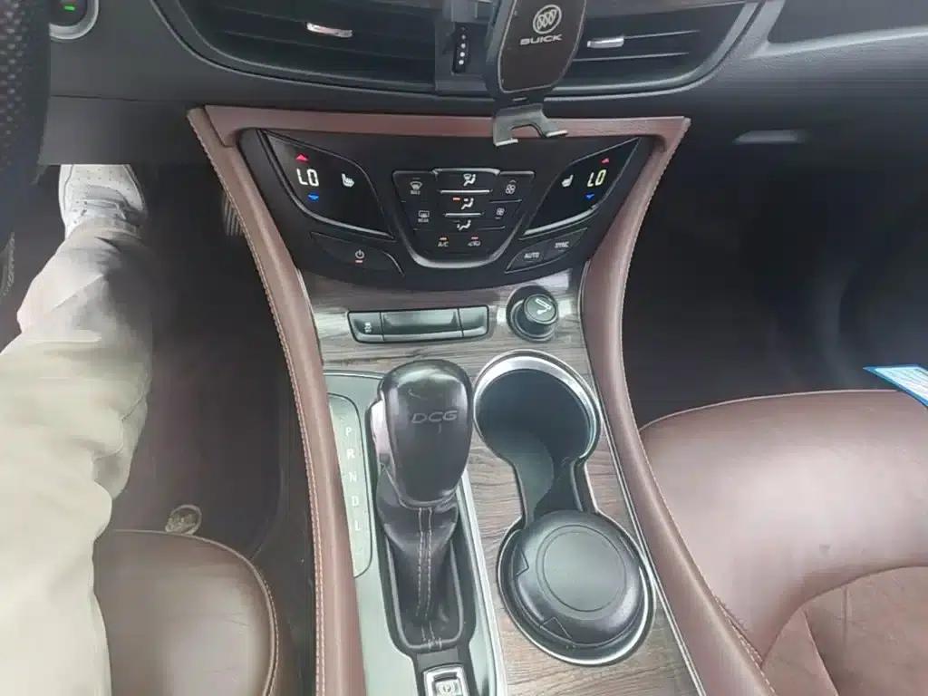 2017 Buick Envision Plus 20T 2WD Luxury — миниатюра 14