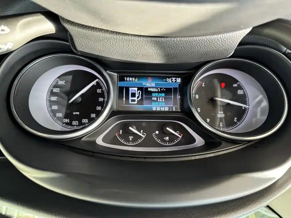 Envision Plus 2020 20T Two-Wheel Drive Leading Edition — миниатюра 12