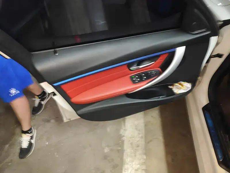 2019 BMW 3 Series 320i M Sport Package — миниатюра 16
