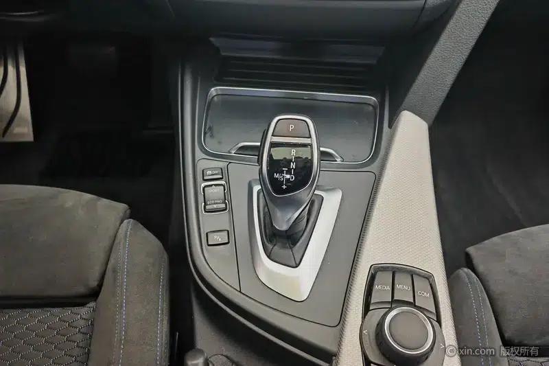 2018 BMW 3 Series 320i M Sport Package — миниатюра 15