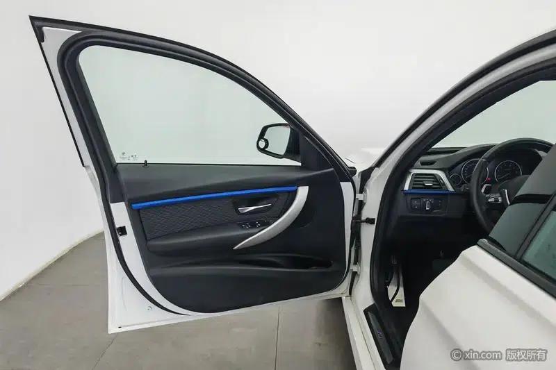 2018 BMW 3 Series 320i M Sport Package — миниатюра 21