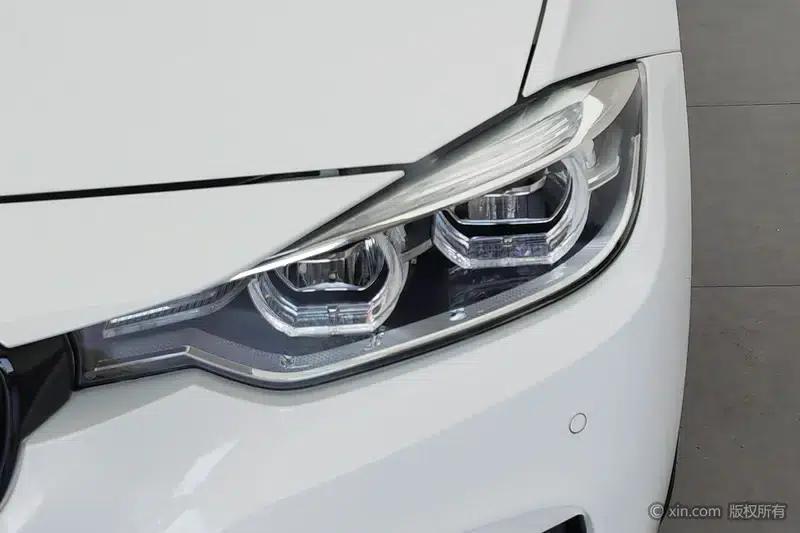 2018 BMW 3 Series 320i M Sport Package — миниатюра 7