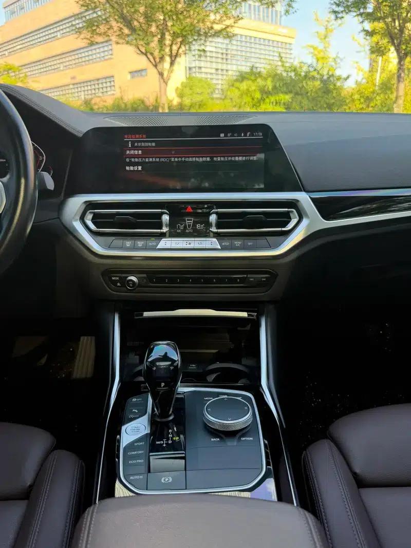 2021 BMW 3 Series 320Li M Sport Package — миниатюра 18