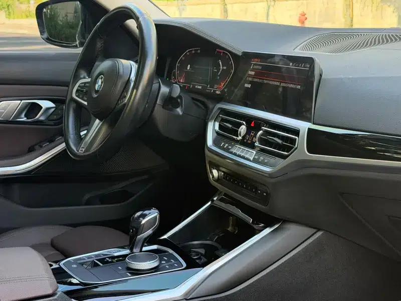 2021 BMW 3 Series 320Li M Sport Package — миниатюра 21