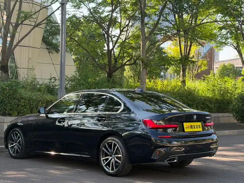 2021 BMW 3 Series 320Li M Sport Package — миниатюра 4