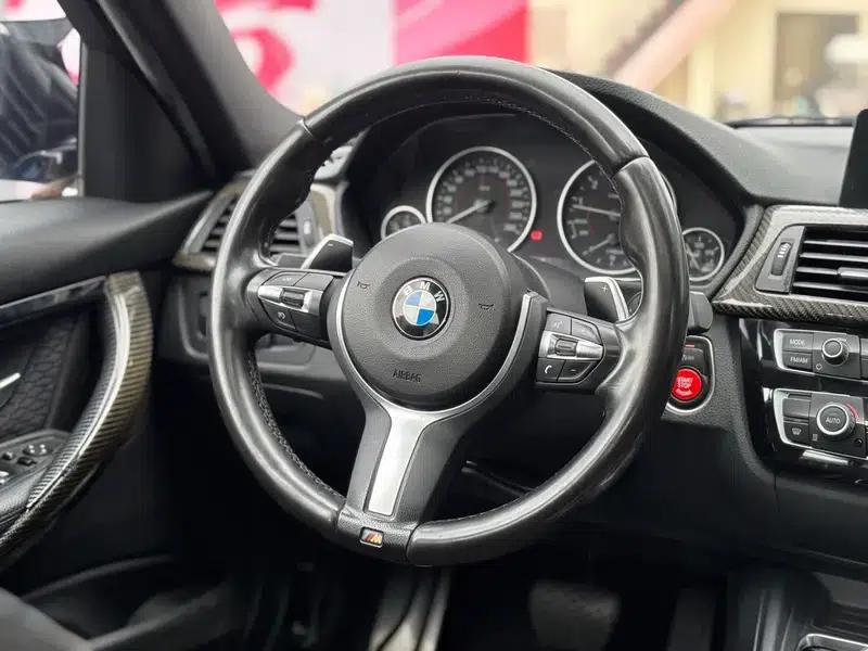 2017 BMW 3 Series 320i M Sport — миниатюра 16