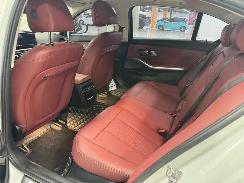 2023 BMW 3 Series 320Li M Sport Package — миниатюра 15
