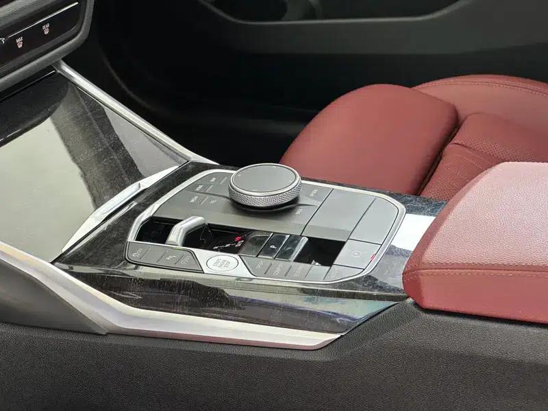 2023 BMW 3 Series 325Li M Sport Package — миниатюра 9