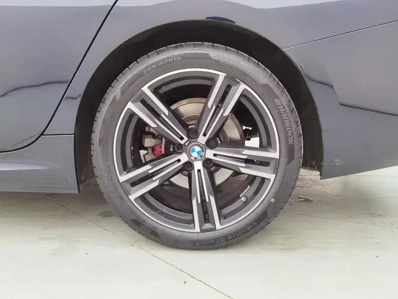2023 BMW 3 Series 325i M Sport Package — миниатюра 9
