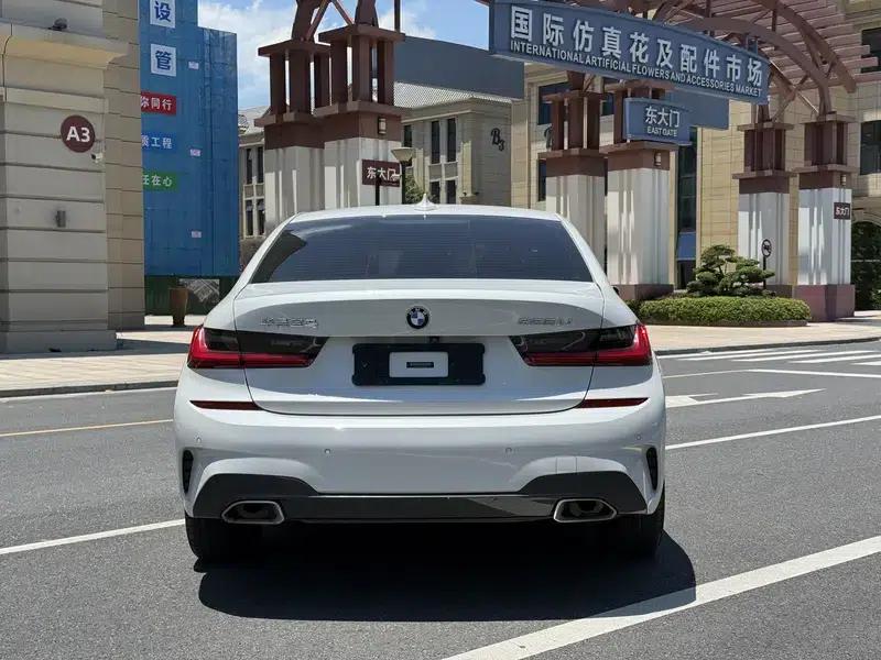 2020 BMW 3 Series 325Li M Sport Package — миниатюра 5