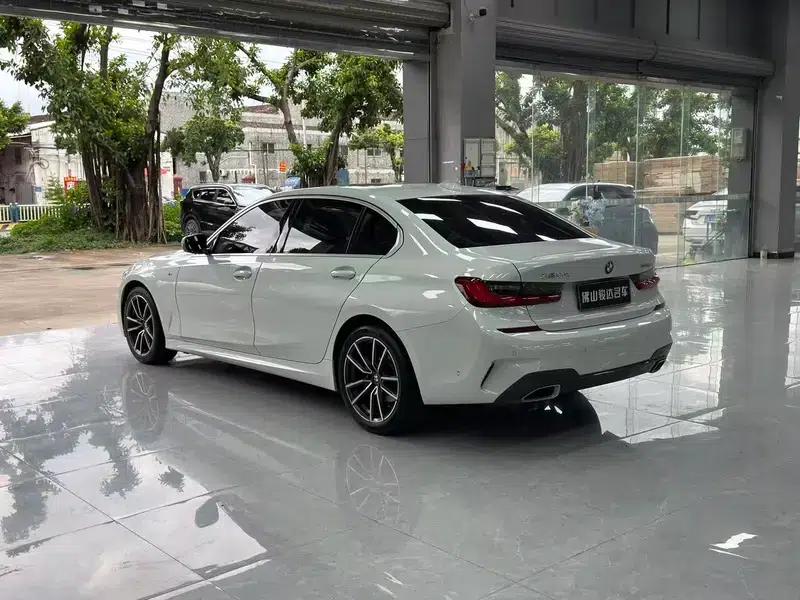 2020 BMW 3 Series 325Li M Sport Package — миниатюра 4