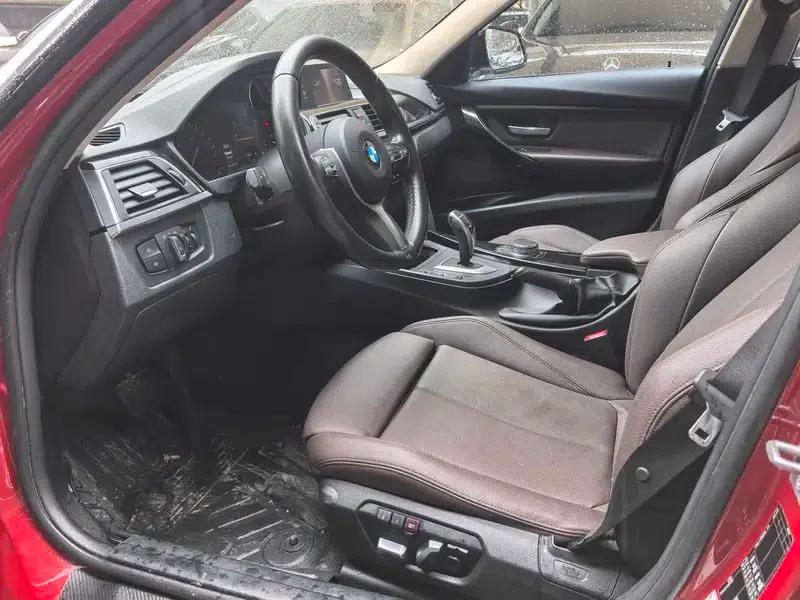 2019 BMW 3 Series 320Li M Sport Package — миниатюра 8