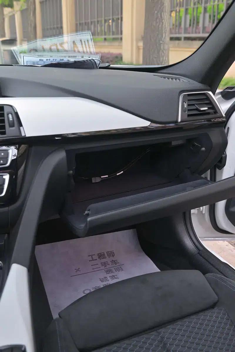 2017 BMW 3 Series 320i M Sport — миниатюра 15