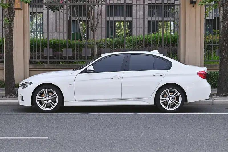 2017 BMW 3 Series 320i M Sport — миниатюра 4