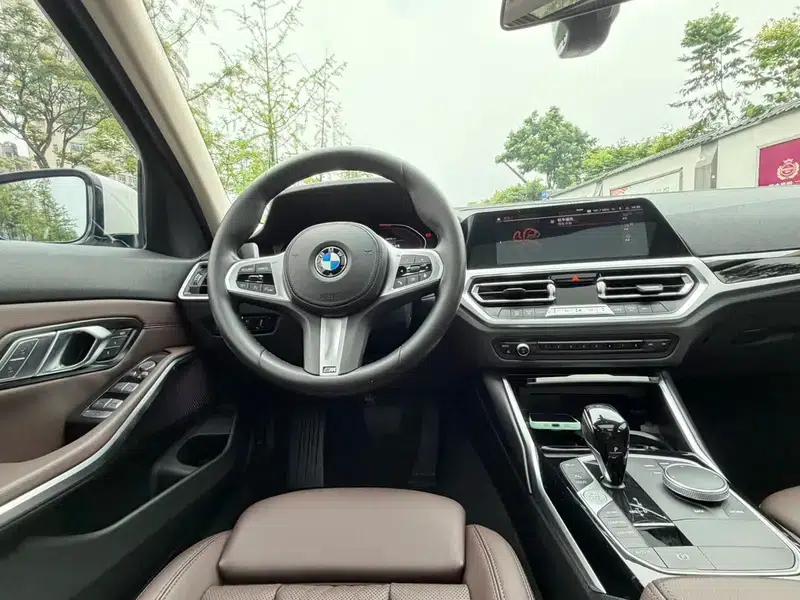 2022 BMW 3 Series Facelift 320Li M Sport Package — миниатюра 11