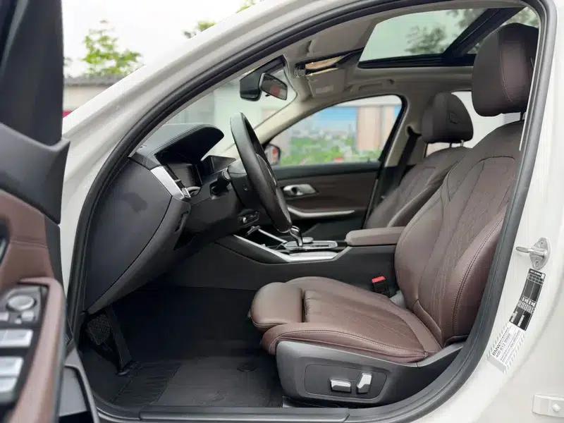 2022 BMW 3 Series Facelift 320Li M Sport Package — миниатюра 14