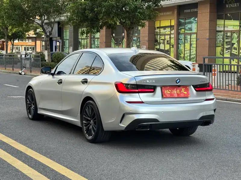 2022 BMW 3 Series 325i M Sport Shadow Edition — миниатюра 5
