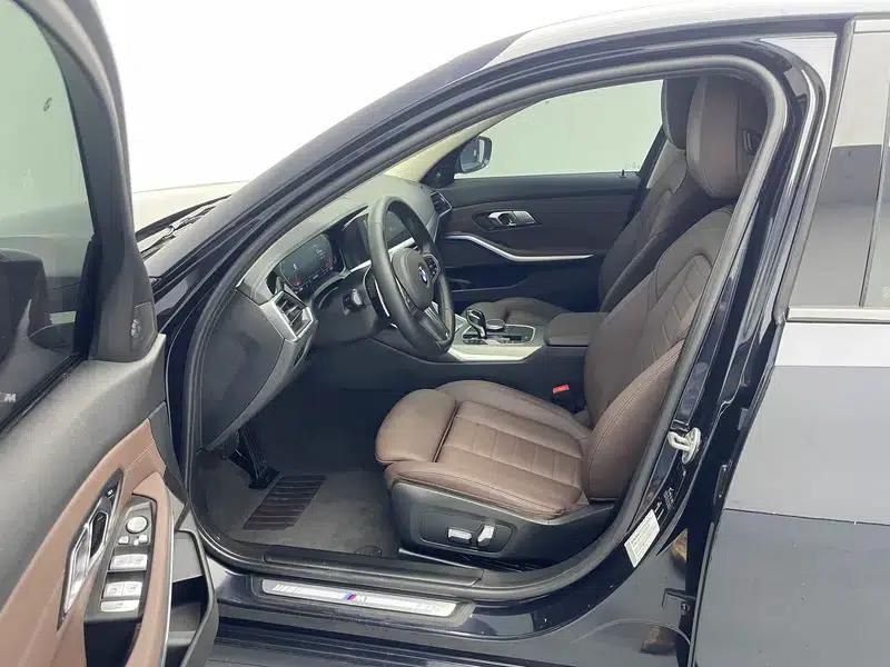2020 BMW 3 Series Facelift 325i M Sport Shadow Edition — миниатюра 17