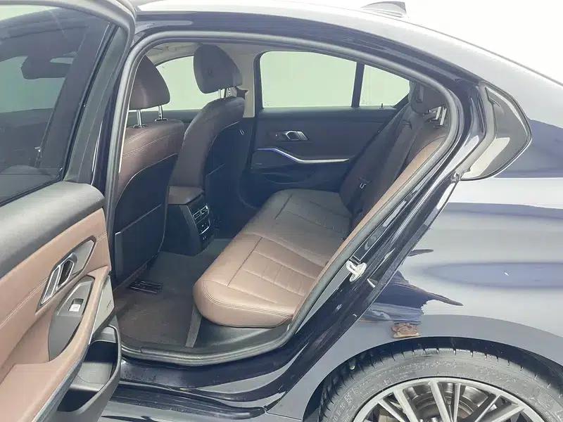 2020 BMW 3 Series Facelift 325i M Sport Shadow Edition — миниатюра 18