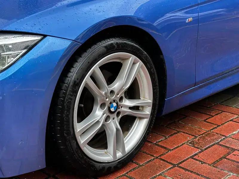 2017 BMW 3 Series 320Li M Sport — миниатюра 16