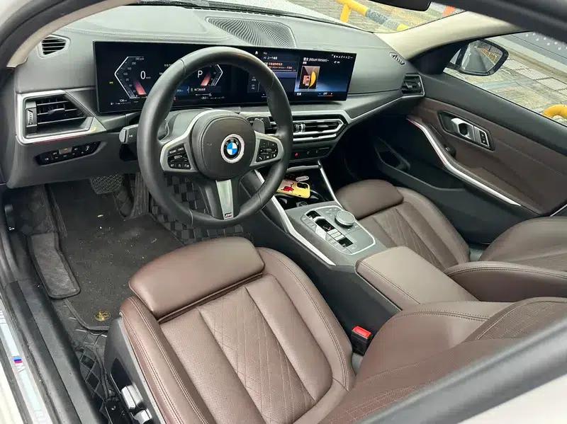 2023 BMW 3 Series 325i M Sport Package — миниатюра 12