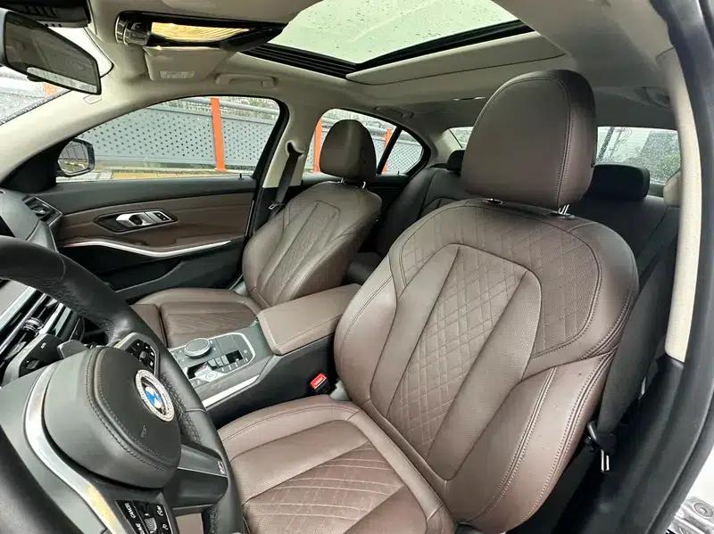 2023 BMW 3 Series 325i M Sport Package — миниатюра 14