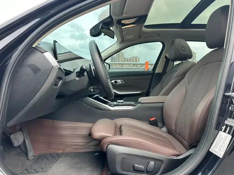 2023 BMW 3 Series 325Li M Sport Package — миниатюра 14
