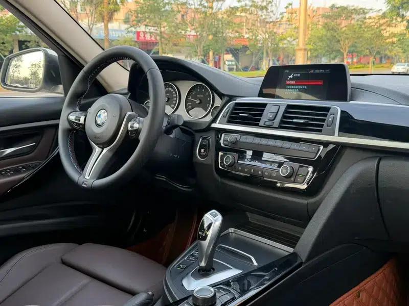 BMW 3 Series 2018 320Li Fashion Edition — миниатюра 8