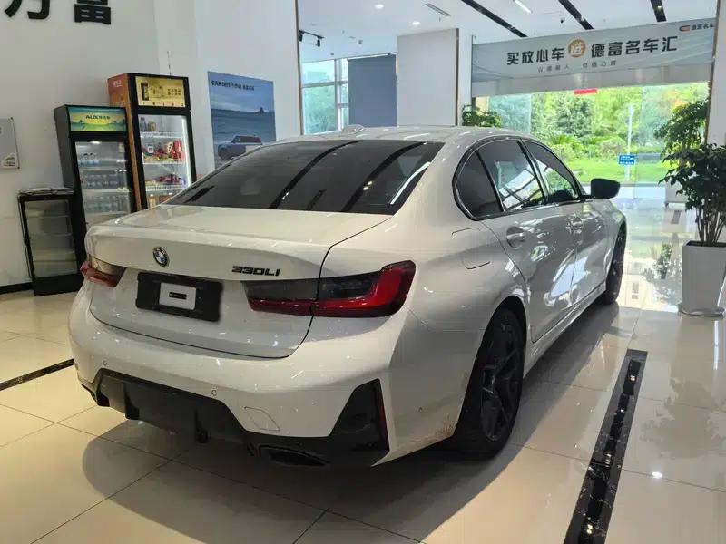 2026 BMW 3 Series 330Li M Sport Shadow Edition — миниатюра 6