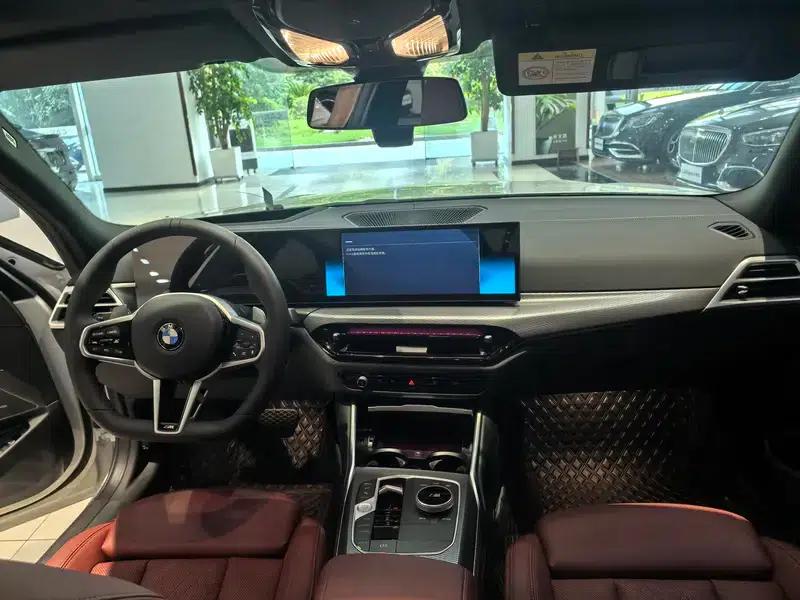 2026 BMW 3 Series 330Li M Sport Shadow Edition — миниатюра 9