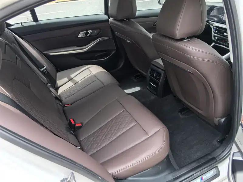 2026 BMW 3 Series 330Li M Sport Shadow Edition — миниатюра 17