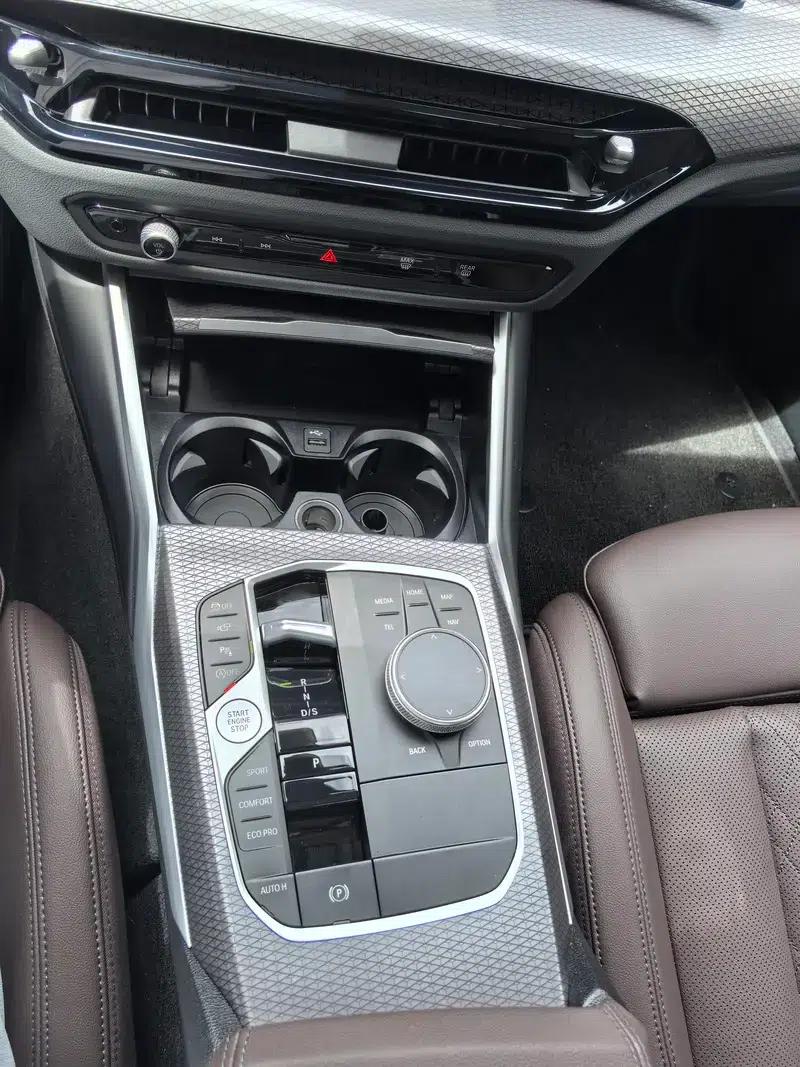 2026 BMW 3 Series 330Li M Sport Shadow Edition — миниатюра 20