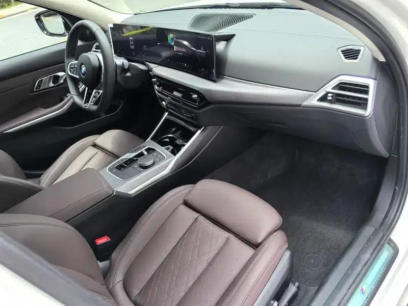 2026 BMW 3 Series 330Li M Sport Shadow Edition — миниатюра 26