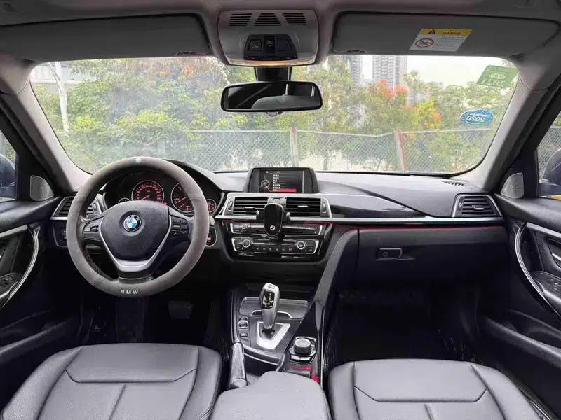 2017 BMW 3 Series 320Li Fashion Edition — миниатюра 9