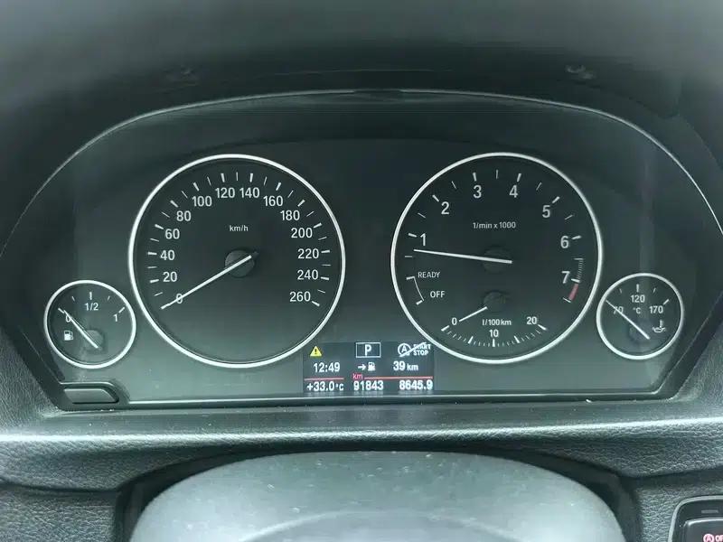 2017 BMW 3 Series 320Li Fashion Edition — миниатюра 15