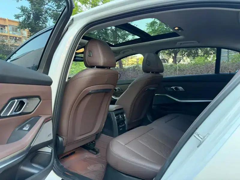 2025 BMW 3 Series 325i M Sport Package — миниатюра 10