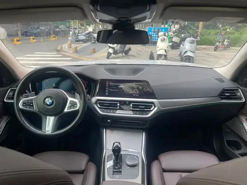 2022 BMW 3 Series 330Li xDrive M Sport Shadow Edition — миниатюра 11