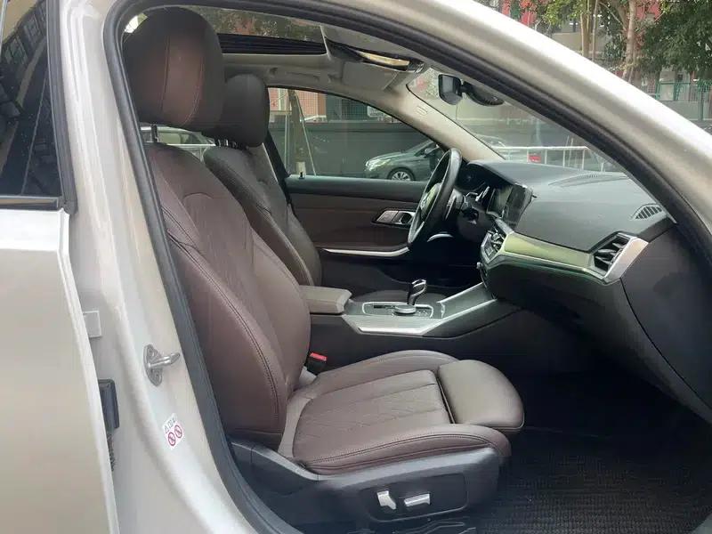2022 BMW 3 Series 330Li xDrive M Sport Shadow Edition — миниатюра 16