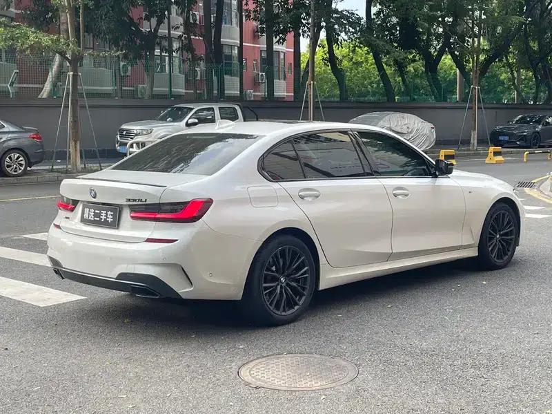 2022 BMW 3 Series 330Li xDrive M Sport Shadow Edition — миниатюра 7