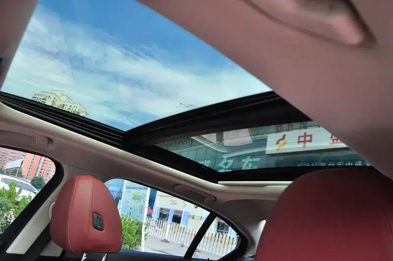 2023 BMW 3 Series 325Li M Sport Shadow Edition — миниатюра 15