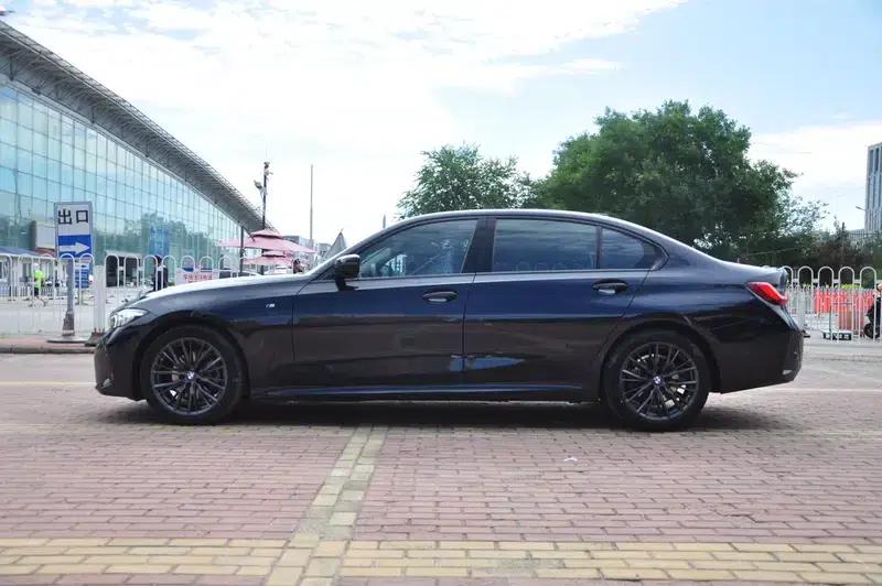 2023 BMW 3 Series 325Li M Sport Shadow Edition — миниатюра 3