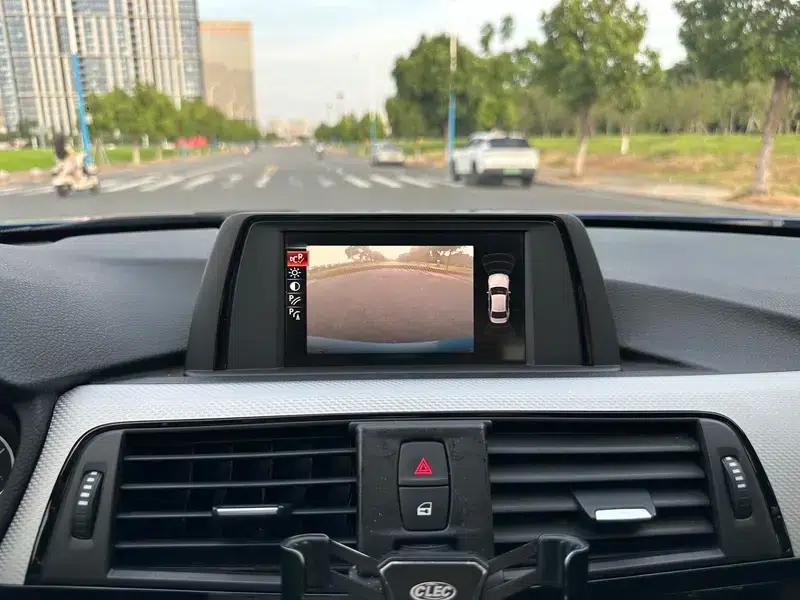 2017 BMW 3 Series 320i M Sport — миниатюра 9