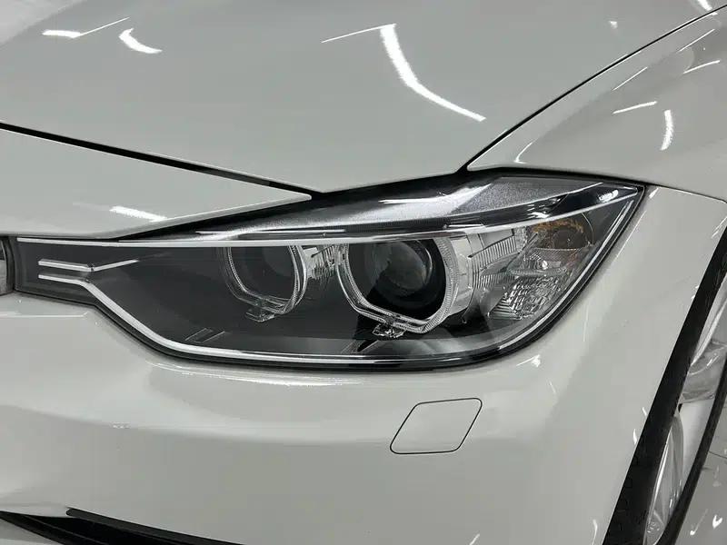 2014 BMW 3 Series 320i Fashion Edition — миниатюра 12