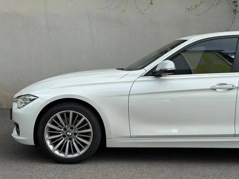 BMW 3 Series 2019 320Li Fashion Edition — миниатюра 15