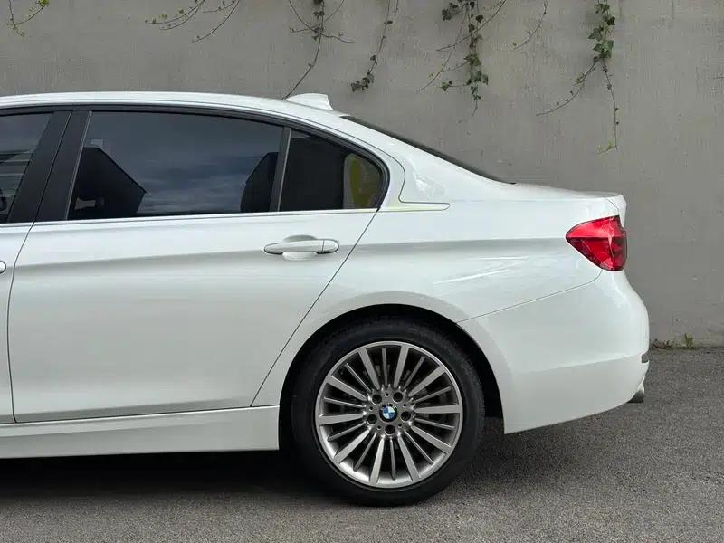 BMW 3 Series 2019 320Li Fashion Edition — миниатюра 16