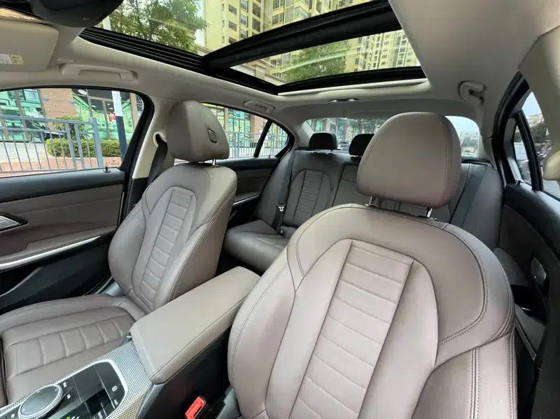 2021 BMW 3 Series 330Li xDrive M Sport Shadow Edition — миниатюра 22